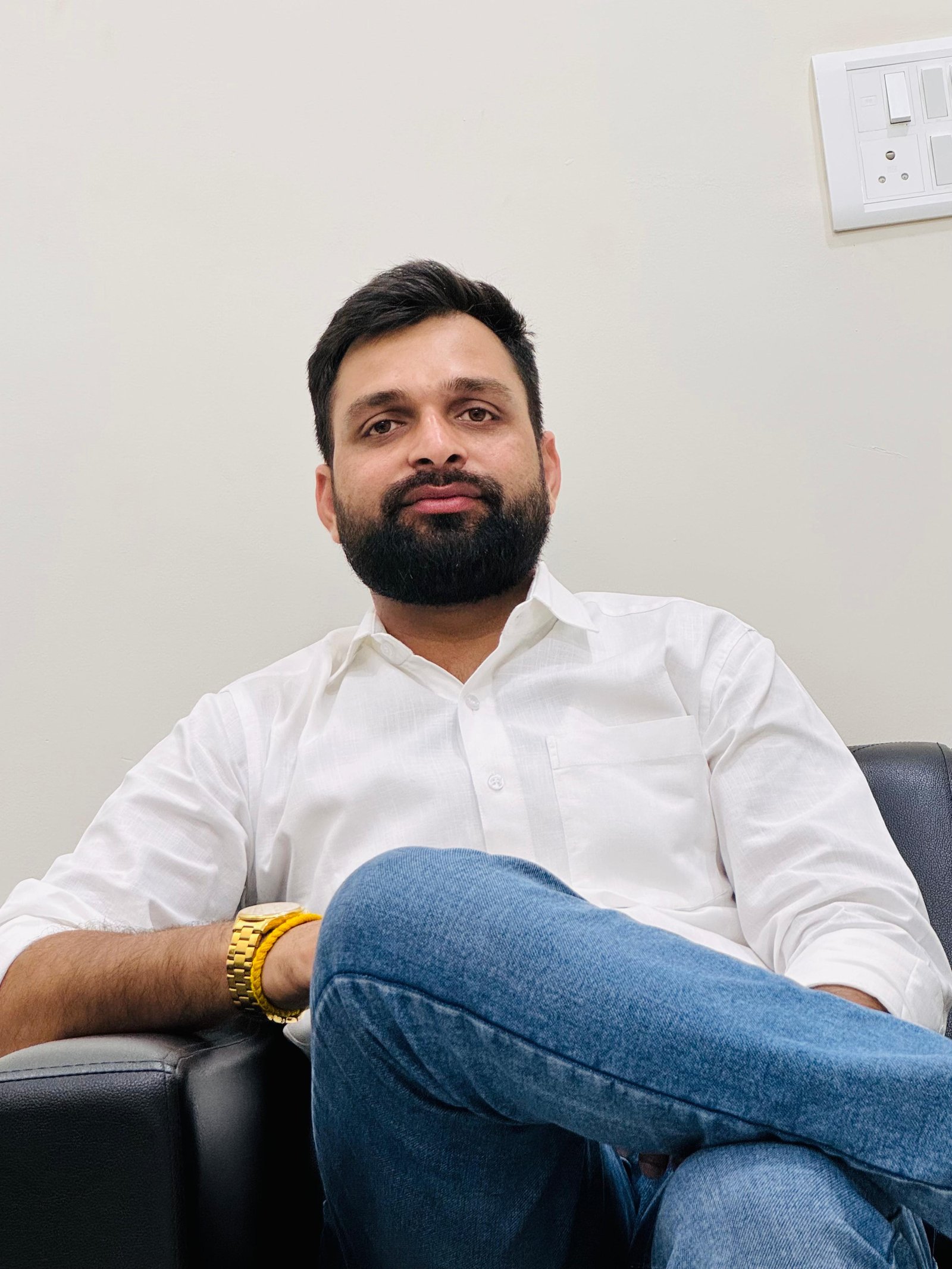 Suraj F